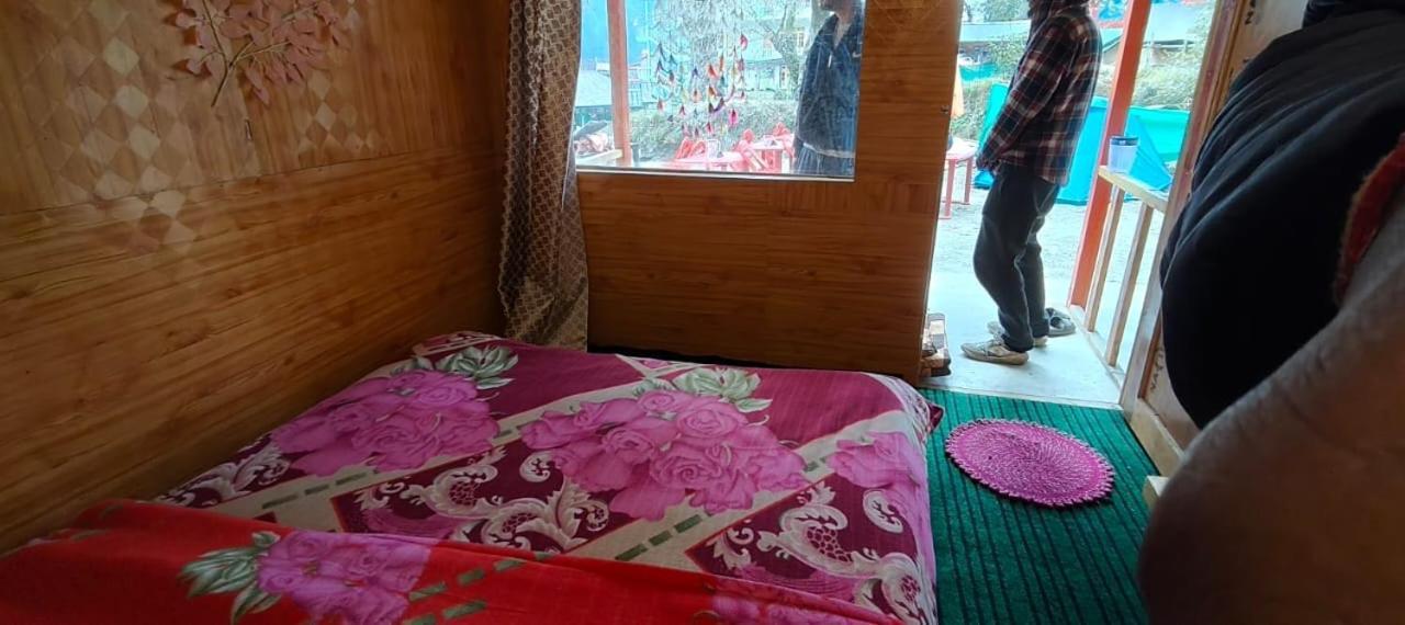 Shanti People Huts & Camp Kasol Esterno foto