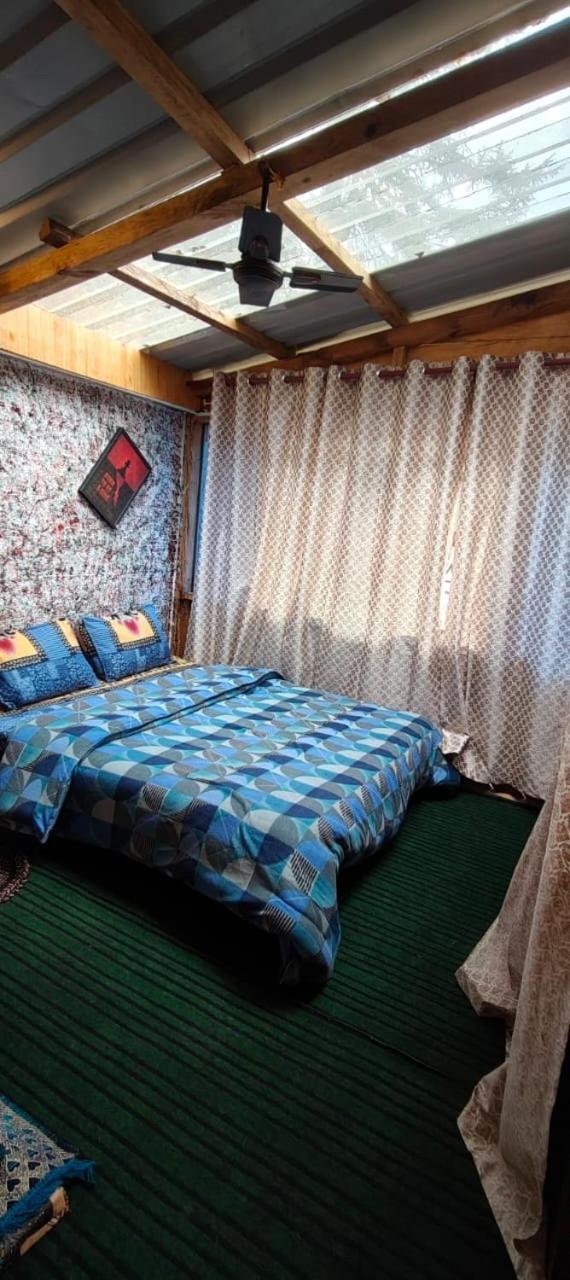 Shanti People Huts & Camp Kasol Esterno foto